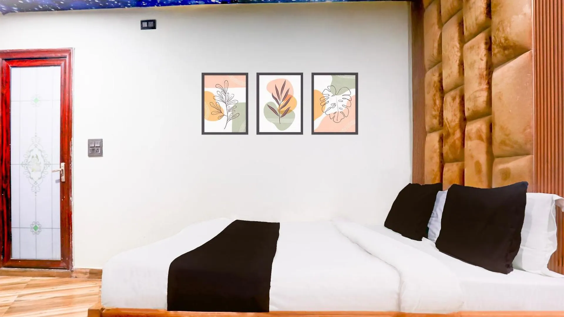 Hotel Fabhotel Jeet Stays Delhi