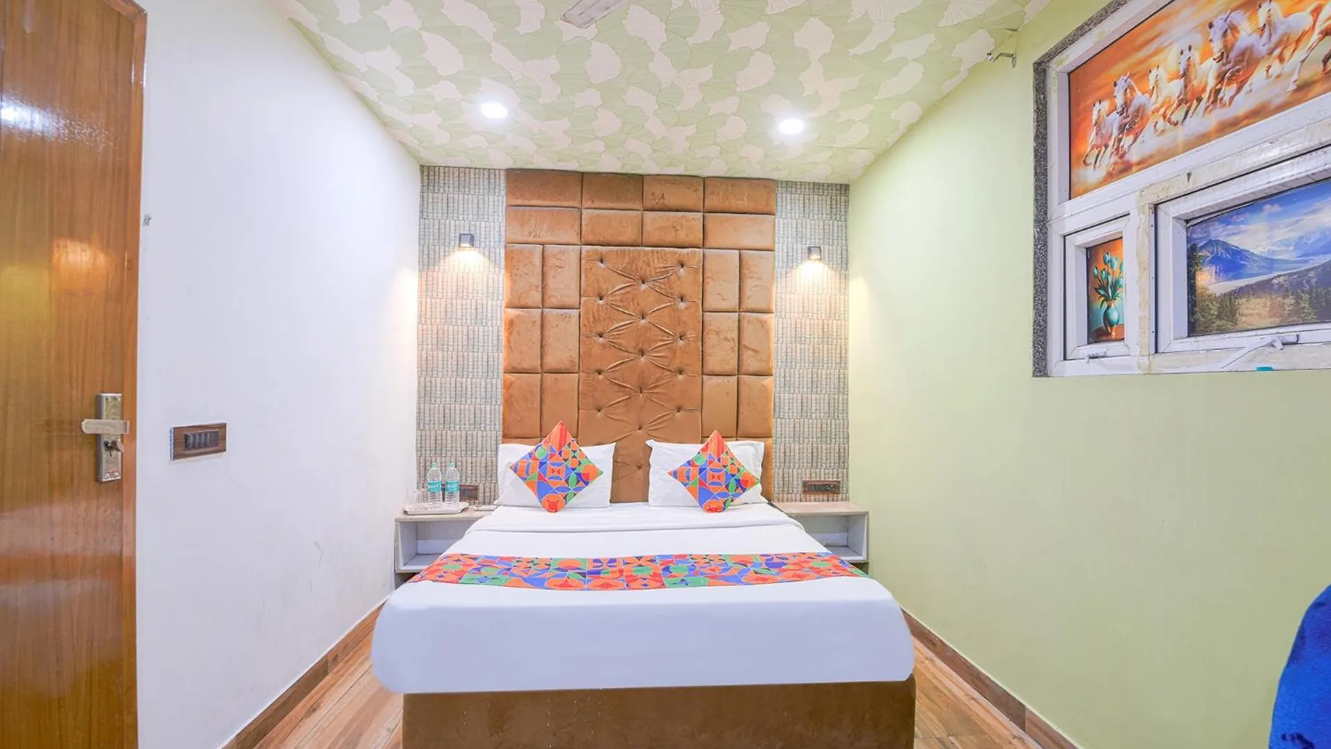 Fabhotel Jeet Stays Delhi  Hotel