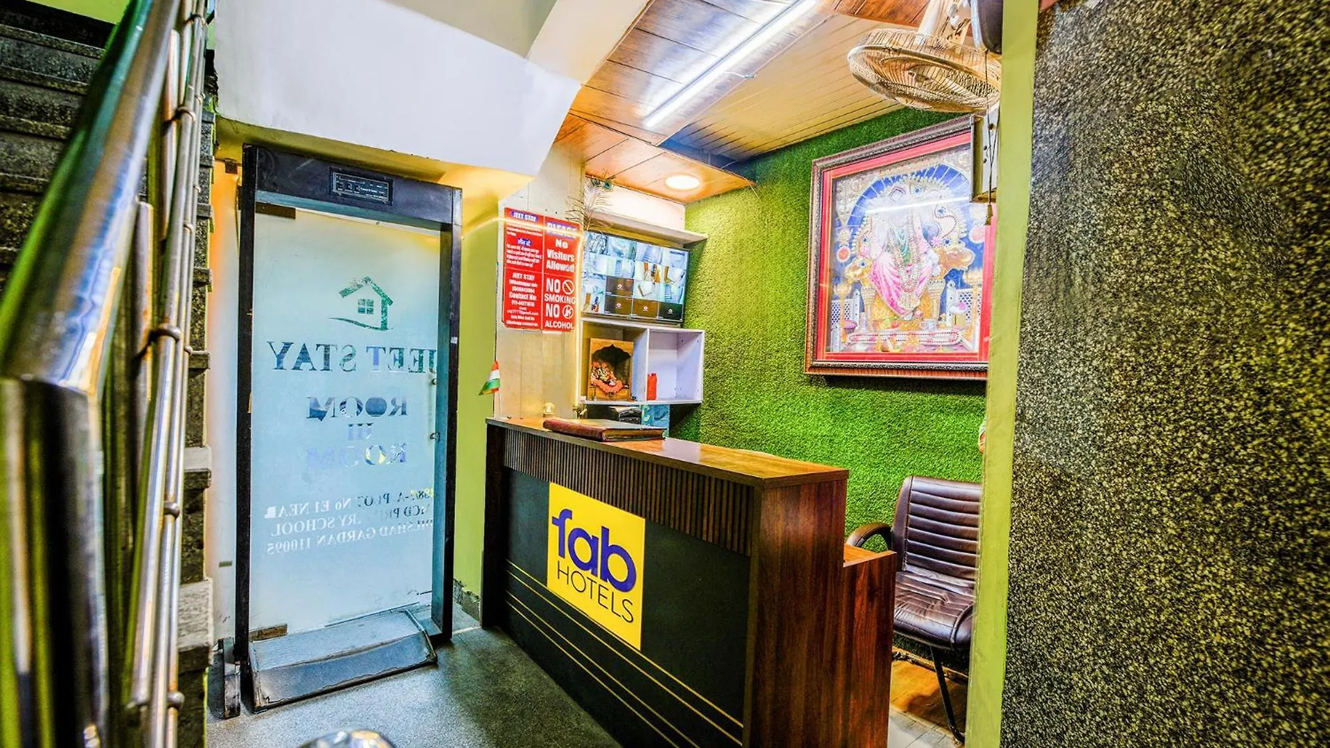 *** Hotel Fabhotel Jeet Stays Delhi  India