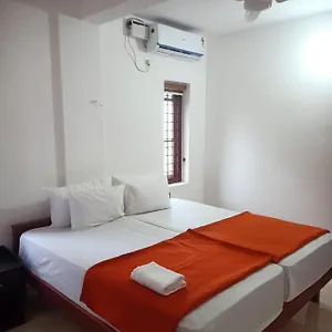 Hotel Grace Mary Residency Nedumbassery